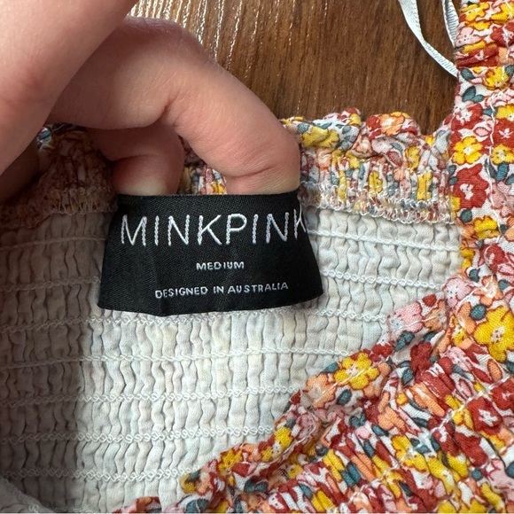 MINKPINK Floral Smocked Puff Sleeve Top Medium - Picture 4 of 6